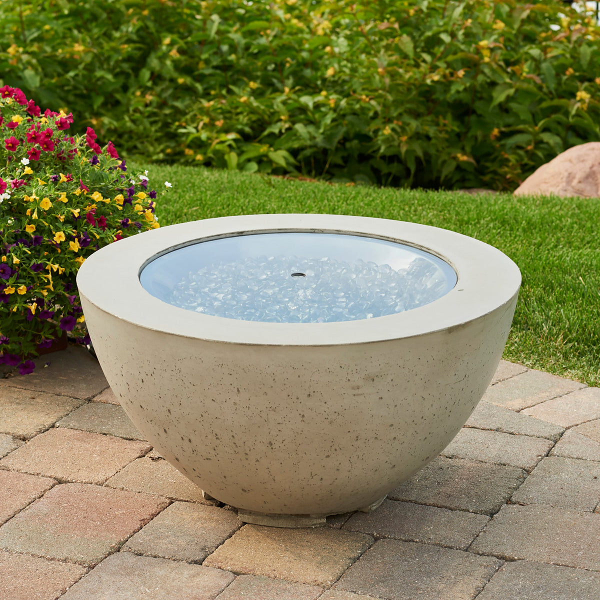 Outdoor Greatroom 20" Round Grey Glass Burner Cover 20RGGC