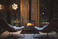 Sierra Flame Lynwood-W76 — official manufacturer image; shown configuration may include optional media